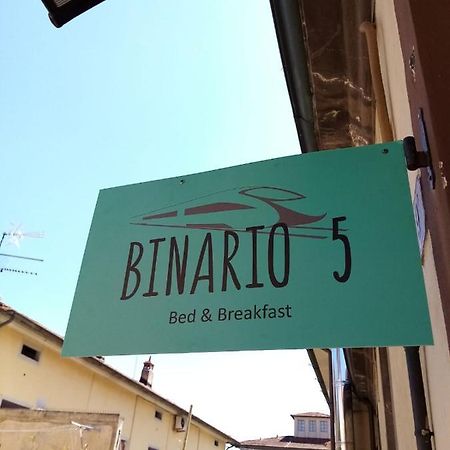 Bed and Breakfast Binario 5 Лукка Экстерьер фото
