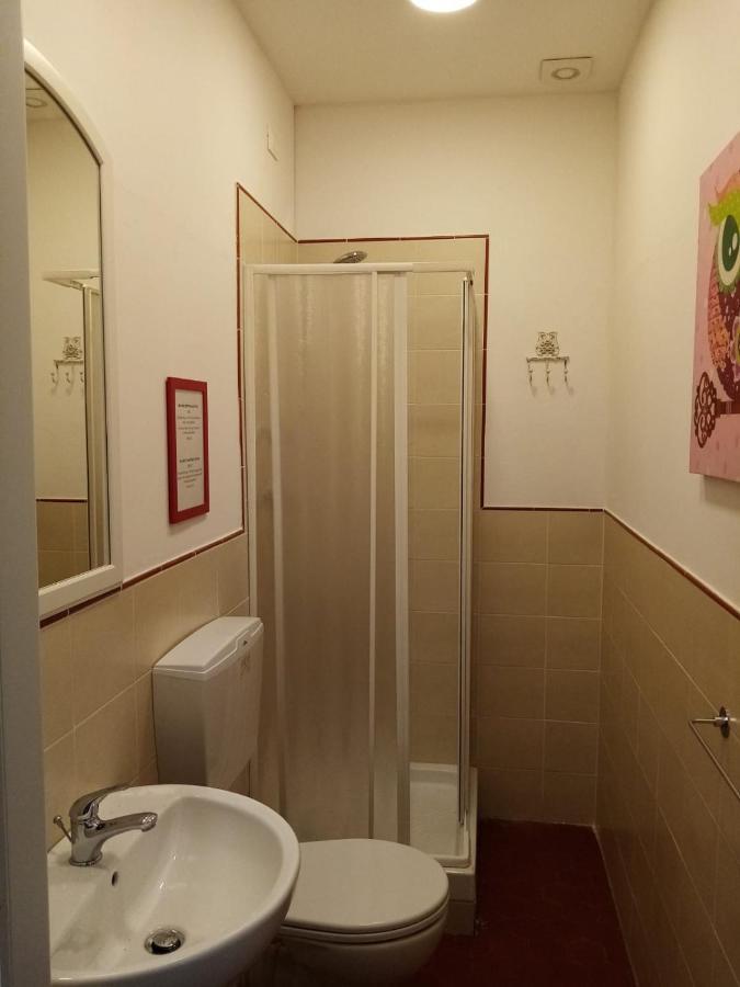 Bed and Breakfast Binario 5 Лукка Экстерьер фото