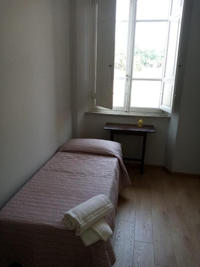 Bed and Breakfast Binario 5 Лукка Экстерьер фото